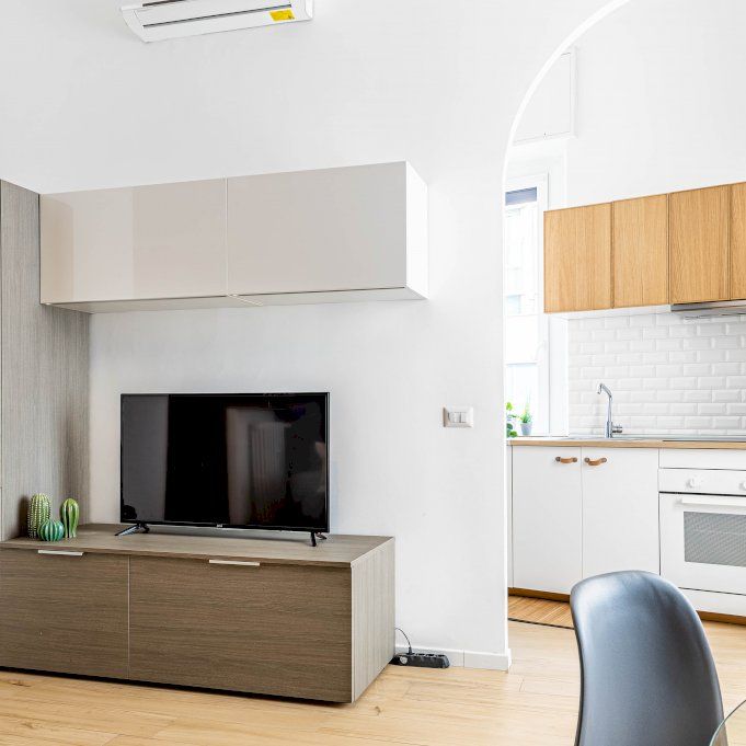 Magnificent single room in Piazza Monte Titano - Photo 1