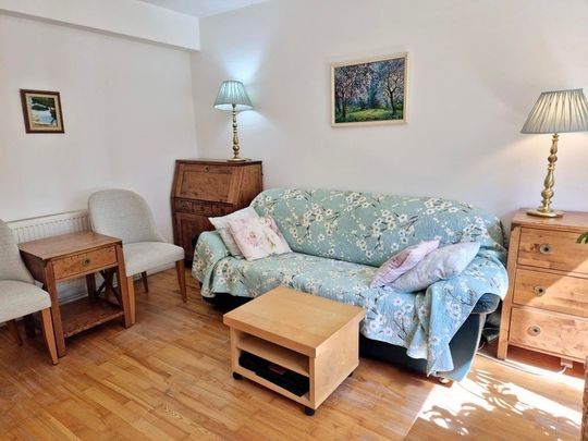 1 Bed Flat, Waltham House, NW8 - Photo 1