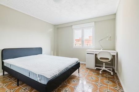 Carrer de Moraira, Valencia, Valencian Community 46024 - Photo 4