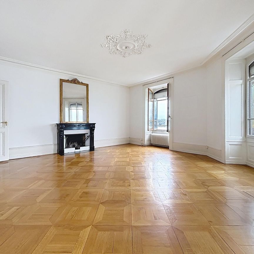 EAUX-VIVES - Sublime appartement de 8 pièces vue Jet-d'Eau - Photo 1