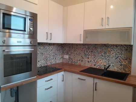 Location Appartement 2 pièces 38m² ANNECY 74000 - Photo 5