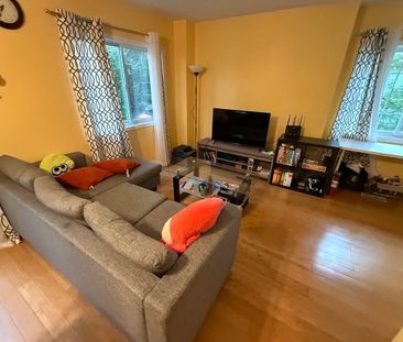 For Lease - 185 Highland Crescent Unit# 1, Kitchener, Ontario - Photo 4