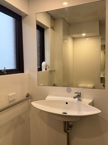 Kensington - Photo 4