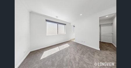 Morden Living in Rockbank - Photo 3