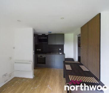 1 bedroom flat to rent - Photo 6