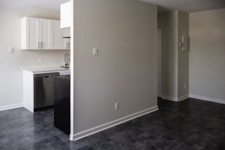 For Lease - 176 EIGHTH Street Unit# 203, Collingwood, Ontario - Photo 4