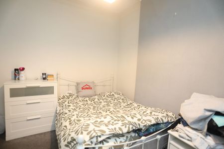 Thurlow Road (3 bed) - Photo 4