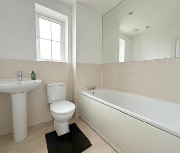 End of Terrace - Photo 2