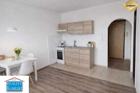 1 izbový byt na prenájom 36m2, Nábrežná, Nové Zámky - Fotografia 5