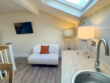 4 bedroom house of multiple occupation to rent - Photo 3