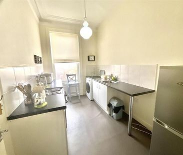 1 bedroom property to rent - Photo 6