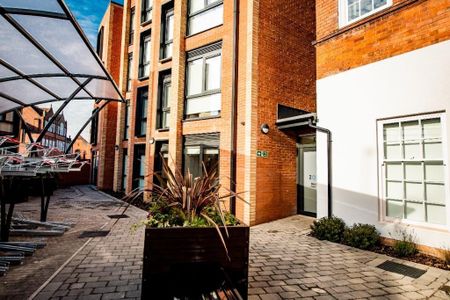 Upperton Road, Leicester, Leicestershire, LE3 0BG - Photo 2