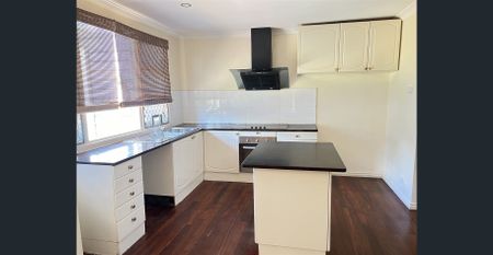Easy Living in Dudley Park - Photo 4