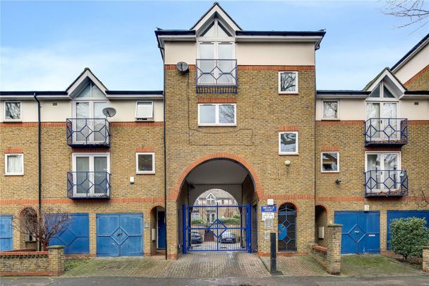 1 Bed Flat, Melville Court, SE8 - Photo 1