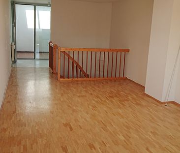Lichtdurchflutete 2-Zimmer-Maisonette mit Einbauküche und Balkon direkt an der TU Dresden! - Photo 1