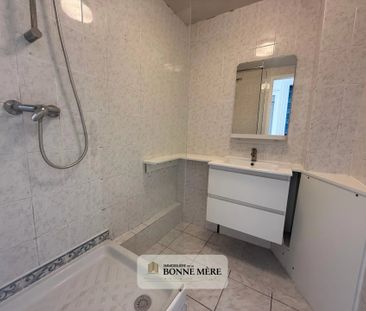 Location Appartement 3 pièces 50m² MARSEILLE 10ème - Photo 4