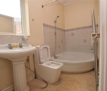 2 bedroom bungalow to rent - Photo 4