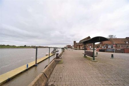 Waterside, Purfleet Street, King's Lynn, Norfolk, PE30 - Photo 3