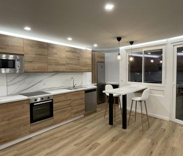 Piso de alquiler en Calle Rio Salazar, 4, Manantiales - Estación de... - Photo 2