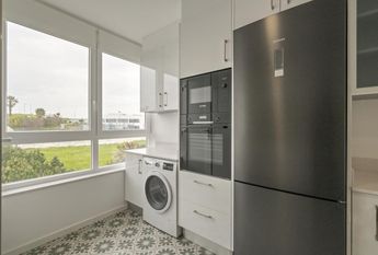 4 Bedroom Apartment with parking, Alto da Barra, Oeiras