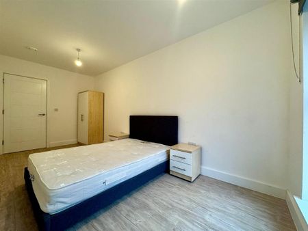 2 bedroom apartment to rent - Photo 4