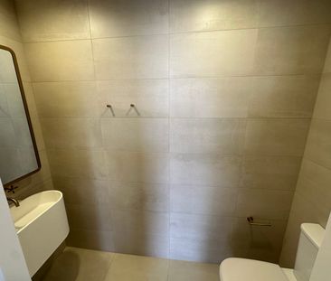 brand new ocean view modern 3 bed for rent in good location - Photo 3