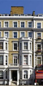 2 bedroom flat in South Kensington - Photo 3