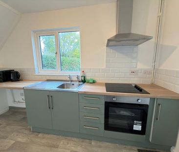 3 bedroom semi-detached house to rent - Photo 5