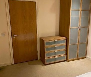 2 Bed Flat, St. Martins Gate, B2 - Photo 4