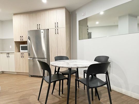5250 Boul. Henri Bourassa O., Montréal (Saint-Laurent), QC H4R - Photo 1