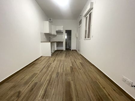 Location Appartement 1 pièce 17m² - Photo 5