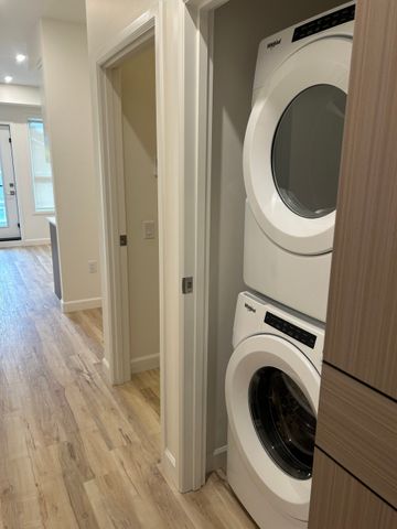 NEW 1bed, 1bath Glenmore Condo - Photo 2