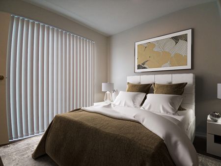 Affordable and handy to the Airport - 4 bdrms/2 bthrms/3 toilets - Photo 5