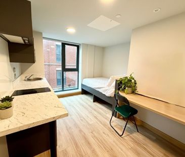 Studio to rent - Photo 1