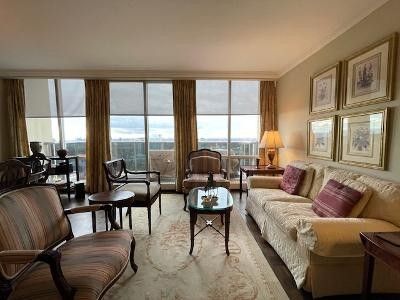 For Lease - 400 Walmer Road Unit# 2511, Toronto, Ontario - Photo 3