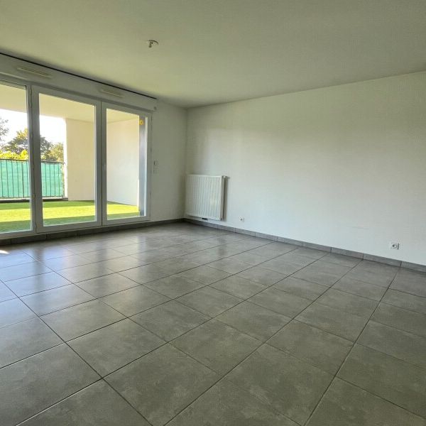 Location Appartement 3 pièces 65m² AMBARES ET LAGRAVE 33440 - Photo 1