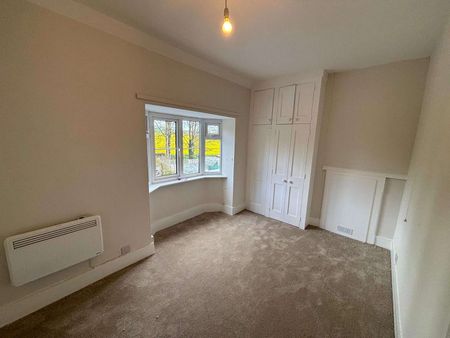 Westways Cottage is a two bedroom semi-detached cottage, nestled in a rural village. This delightful home has been recently refurbished and provides modern comforts in a rural environment. - Photo 4