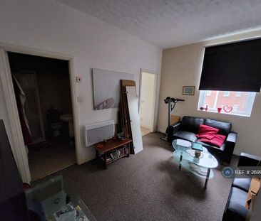 1 bedroom flat to rent - Photo 1