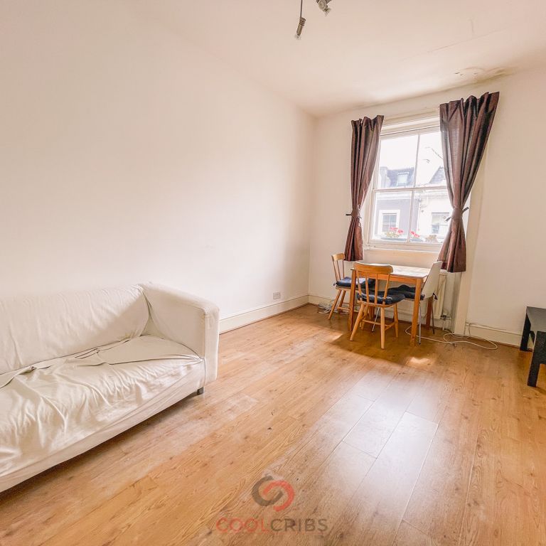 Ladbroke Crescent, Notting Hill, London W11 - Photo 1