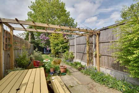 2 bedroom house to rent - Photo 2