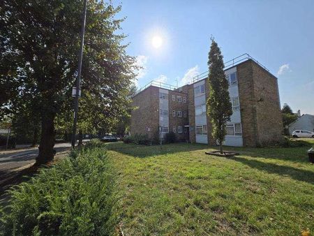 Caradoc Evans Close, New Southgate, N11 - Photo 2