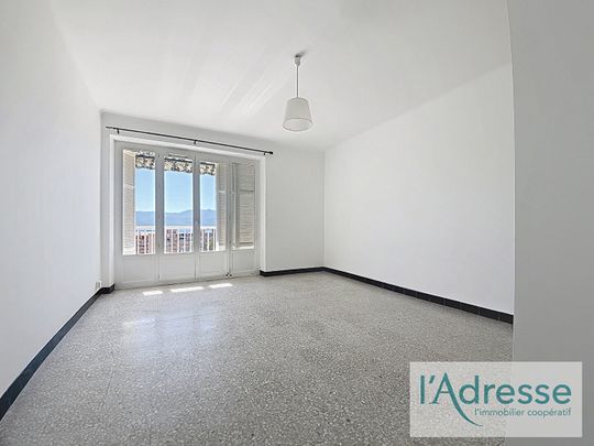 Location Appartement 3 pièces 84m² - Photo 1