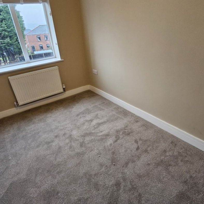 3 bed Semi-Detached - To Let - Photo 1