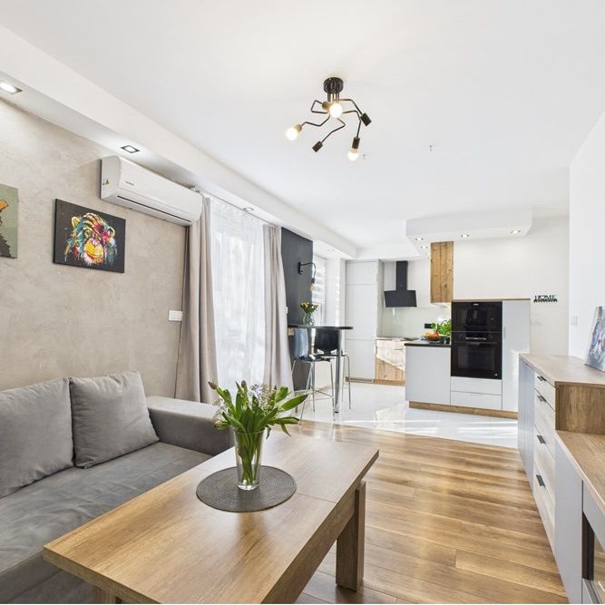 Słoneczne 2 pokoje, Bielany, blisko metra - Zdjęcie 1