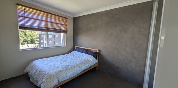 West Gosford - Photo 2