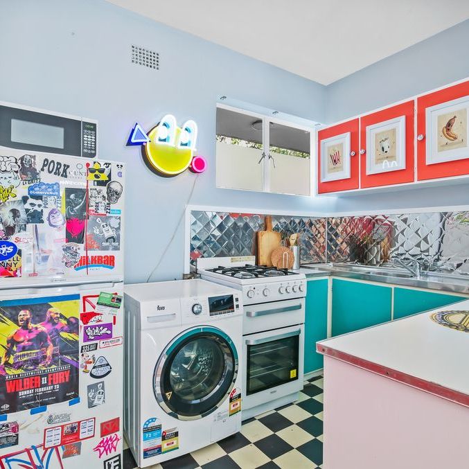 Fully Furnished, Tastefully Styled, Quaint And Evocative, Unparalleled One Bedroom Oasis In The Heart Of Dulwich Hill - Photo 1