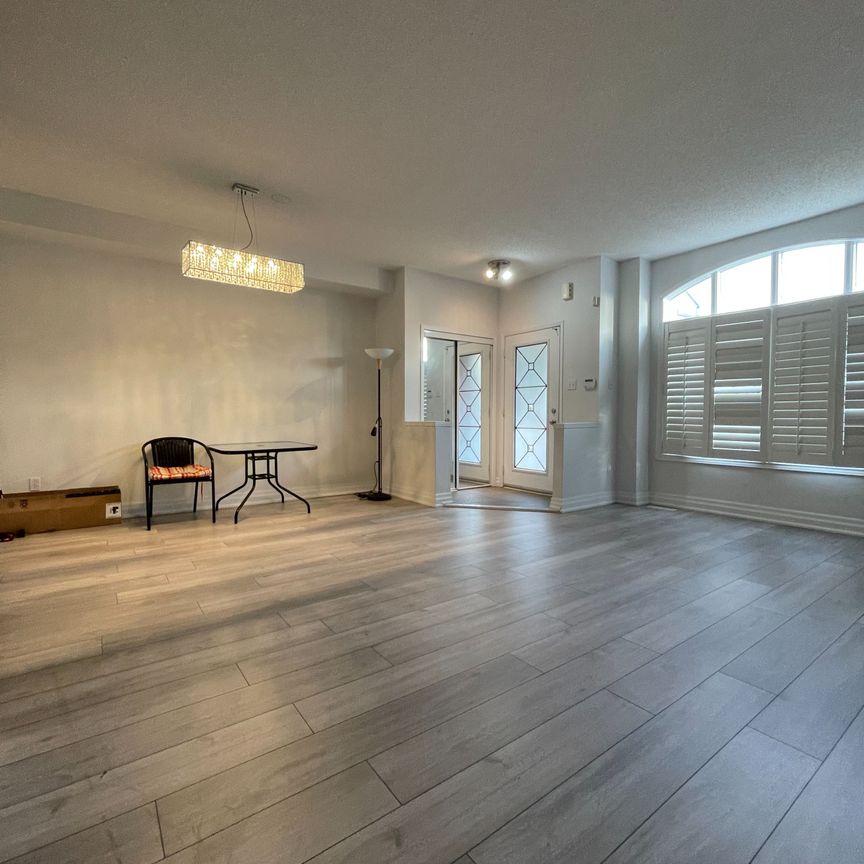 For Lease - 74 Bassett Avenue, Richmond Hill, Ontario - Photo 1