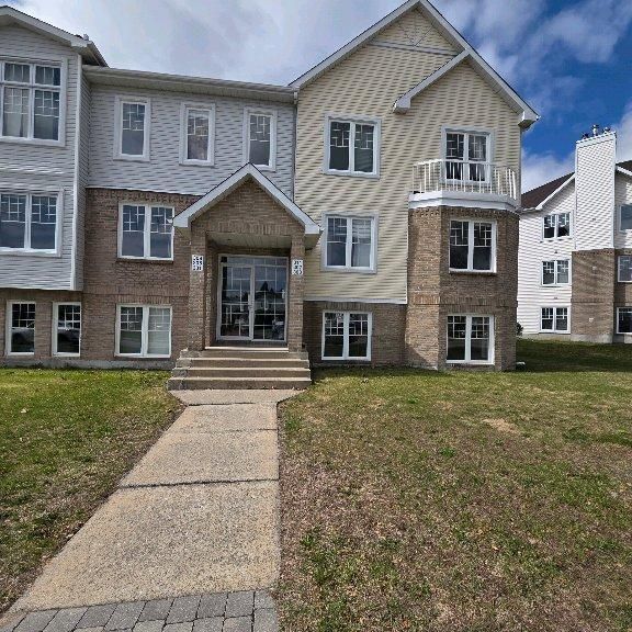 Condo lumineux 41/2 - Photo 1