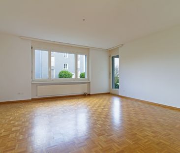 Charming apartment with sunny balcony - Photo 6