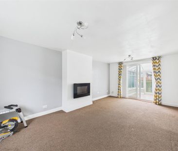 3 bedroom House to rent - Photo 2